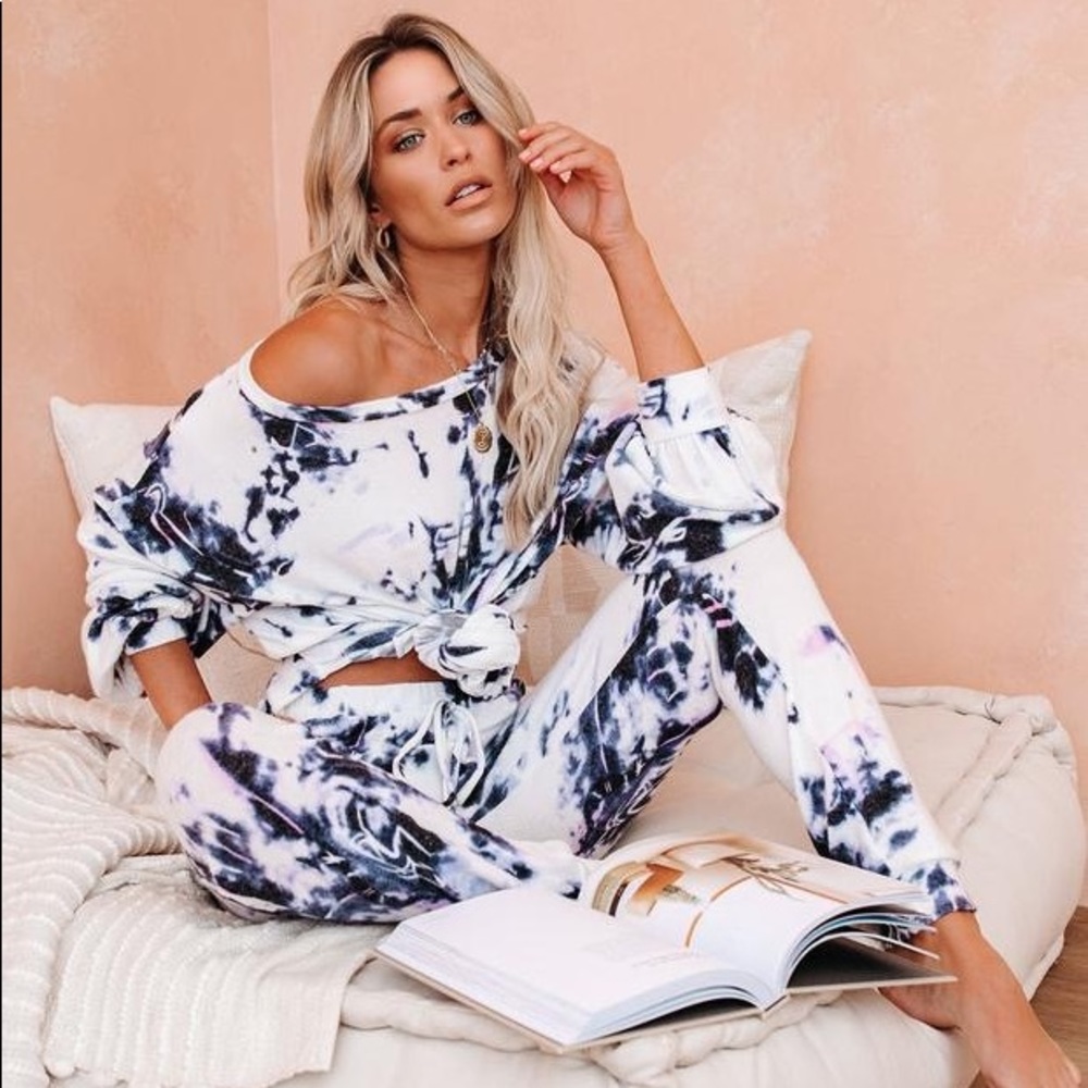 Vici Tie Dye Knit Joggers